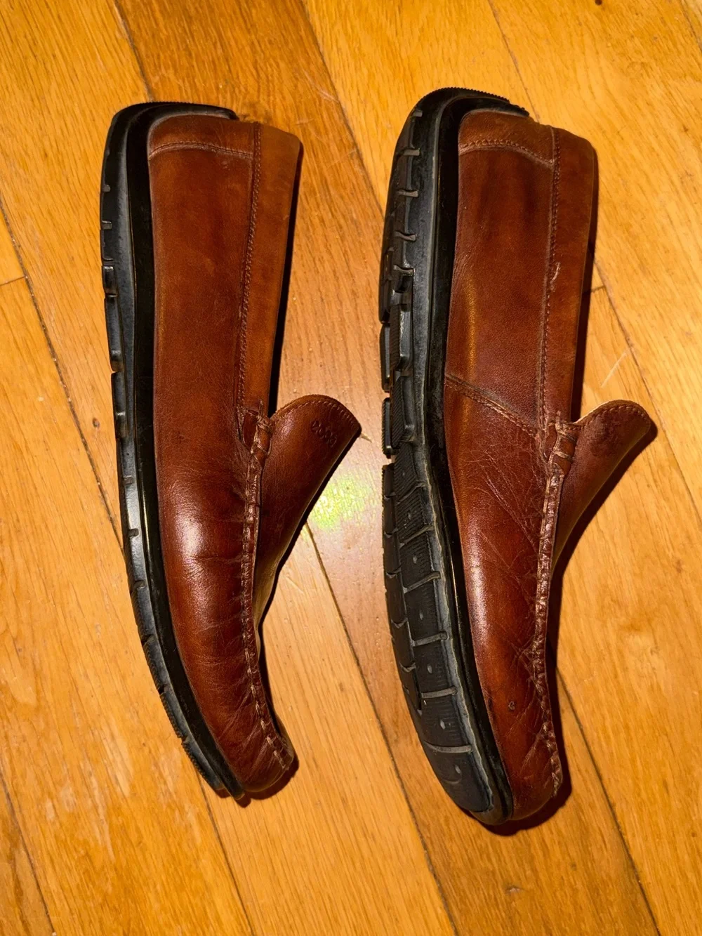 Ecco Men’s Chestnut Leather Slip-On Loafers